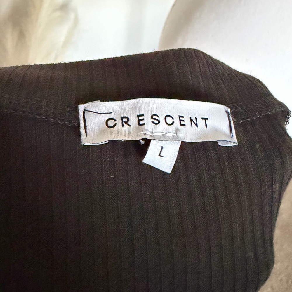 New Crescent - Basic Black Ribbed Top - Picture 8 of 9